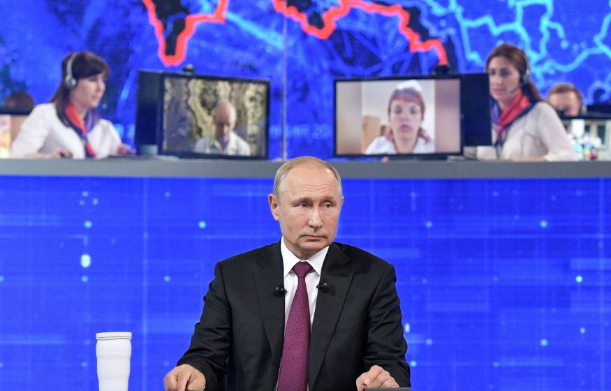 У людей накопилось немало вопросов: Путин готов к ответу