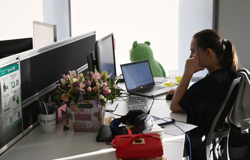 «Задача, от которой зависит будущее России!»: каким рабочим призвали сократить рабочий день до шести часов?