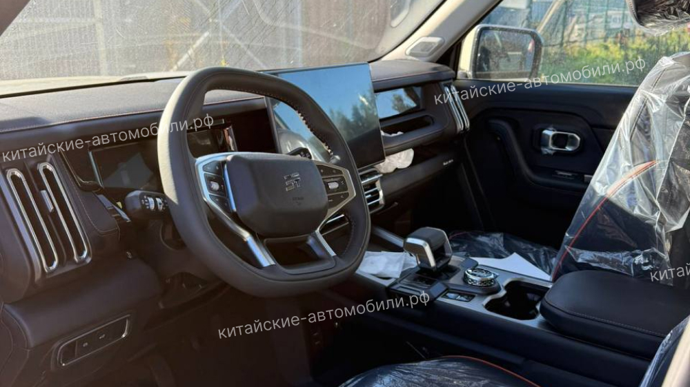  4WD и три блокировки. Рамный внедорожник Jetour G700 появился у дилеров в Китае