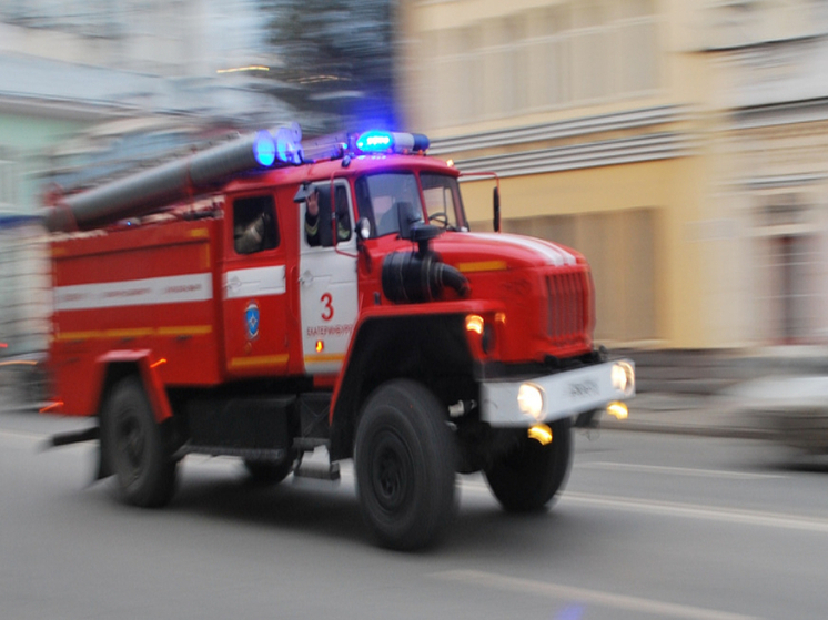 В Карельском поселке спасатели пришли на помощь рыбаку, пережившему инсульт на реке