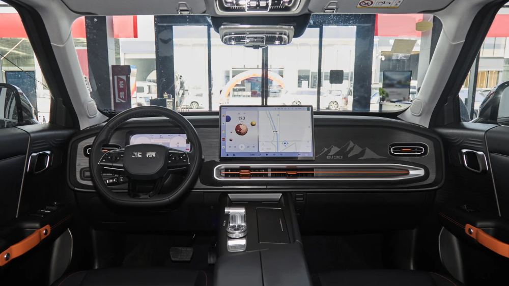 7-местный конкурент Haval Dargo. Обновленный BAIC BJ30 вышел в заказ в Китае