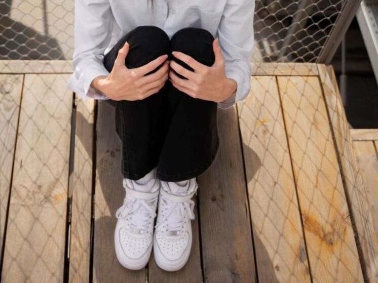 Москвичка сумела удержать 15-летнюю школьницу от суицида