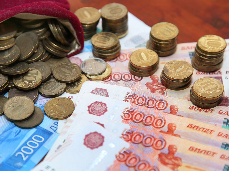 Банкам запретят выдавать гражданам поврежденные монеты и купюры