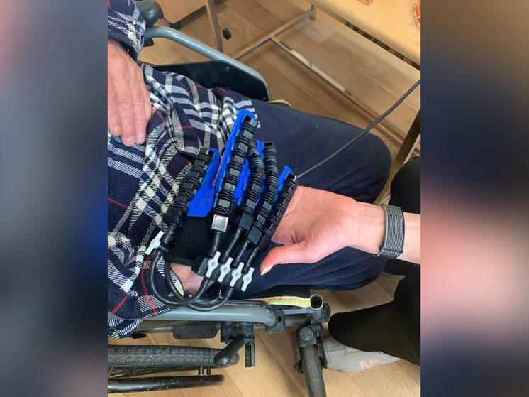 В Лоухском районе Карелии появился робот для восстановления движений руки