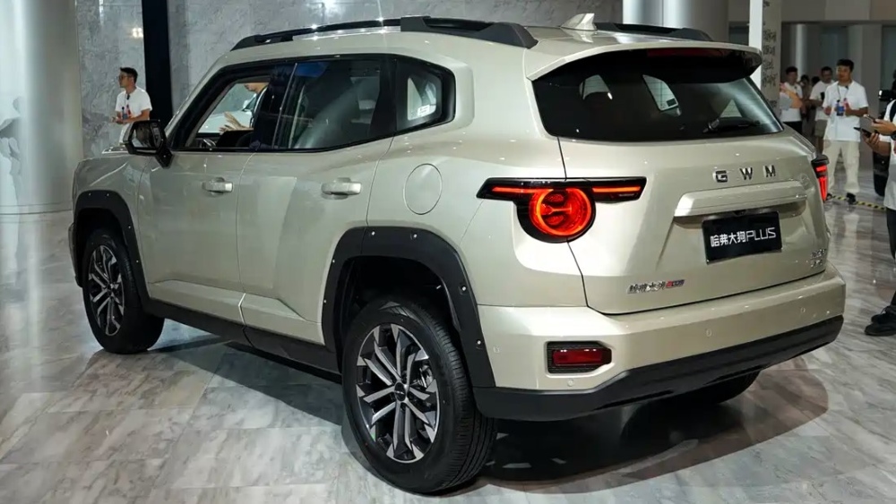  Два вида ДВС и полноприводный гибрид. Обновленный Haval H7 вышел на рынок Китая