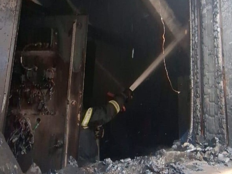 Деревообрабатывающий цех горел в Пудоже