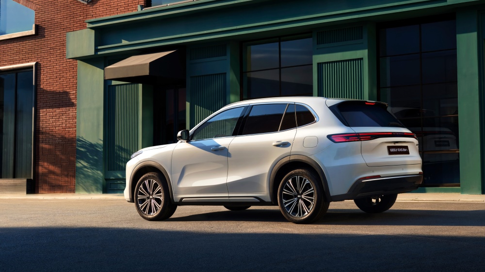  Гибридный Geely EX5 EM-i вскоре выйдет на рынок России. Сколько он может стоить