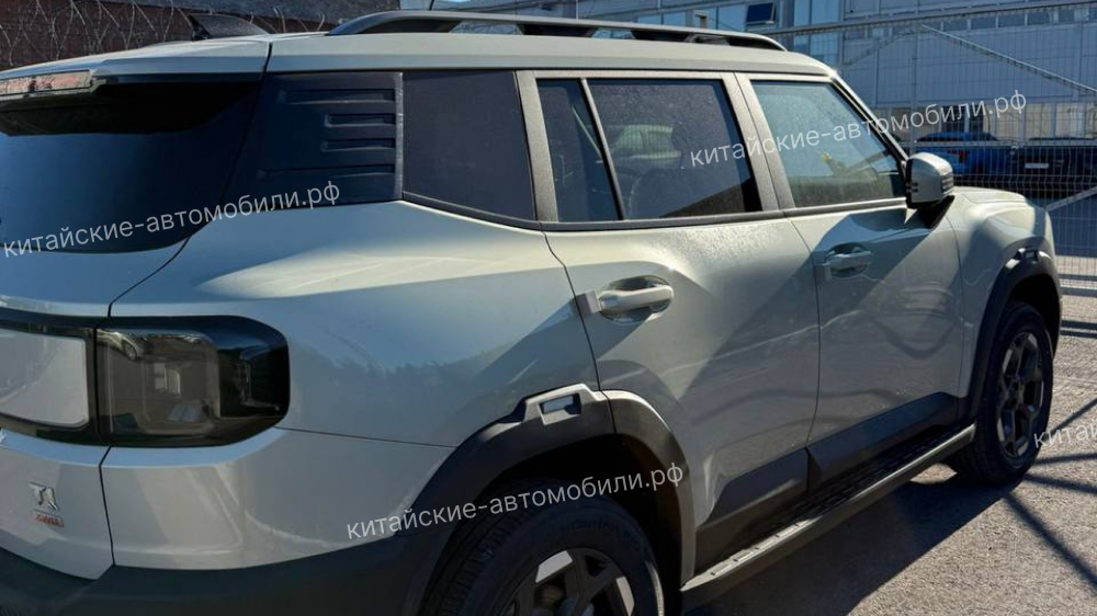 Jetour T1 начали появляться у дилеров в России. Первые фото