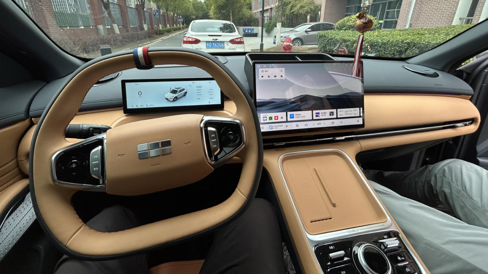  Плюсы и минусы кроссовера Geely EX5 EM-i. Что показали отзывы реальных владельцев