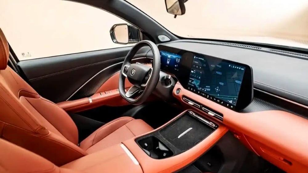  Продажи нового поколения Changan CS55 Plus стартовали в Китае. Комплектации и цены