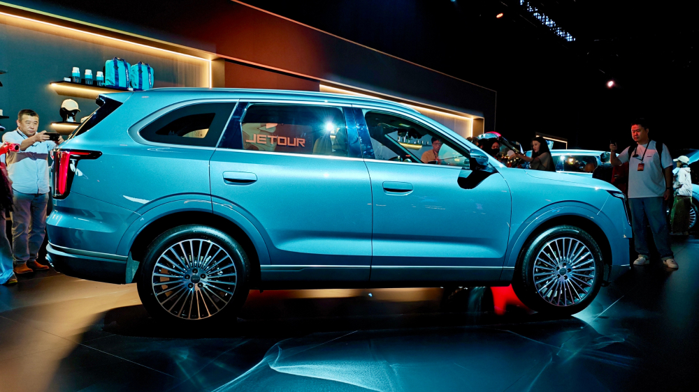  Старт продаж Jetour X70L объявили в Китае. Цены и комплектации