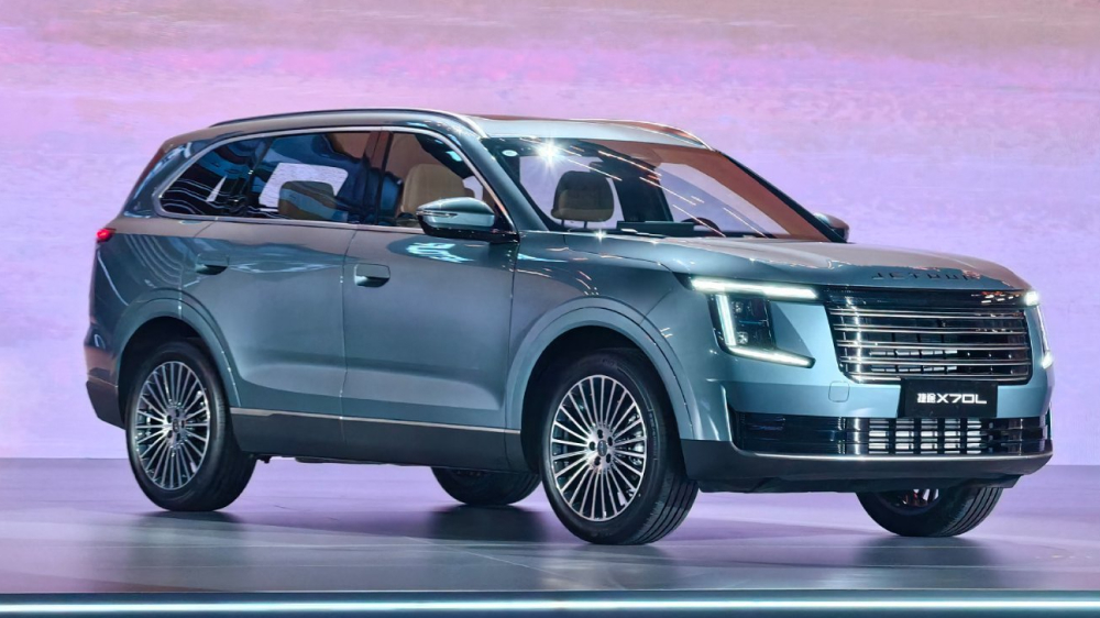  Старт продаж Jetour X70L объявили в Китае. Цены и комплектации