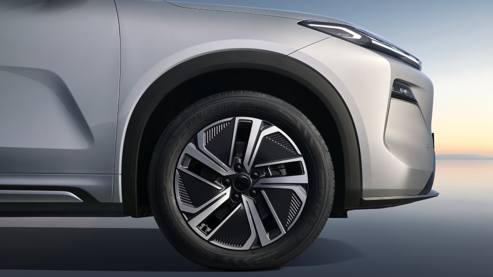  В Беларуси стартовал предзаказ на кроссовер Belgee X80 PHEV. Но в шоурумах новинки пока нет