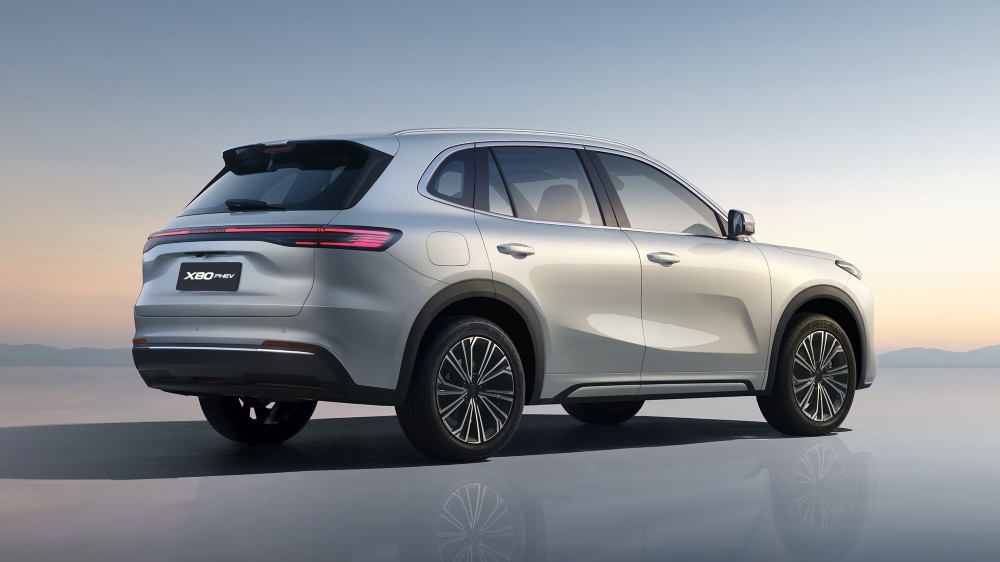  В Беларуси стартовал предзаказ на кроссовер Belgee X80 PHEV. Но в шоурумах новинки пока нет