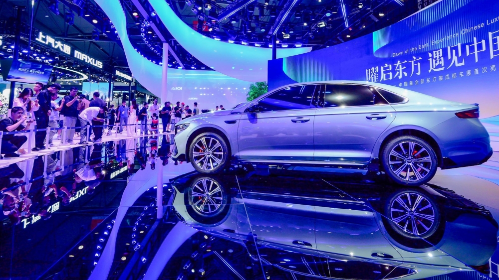  В Китае начались предпродажи обновленного Geely Preface Dongfang Yao. Он станет будущей Volga?