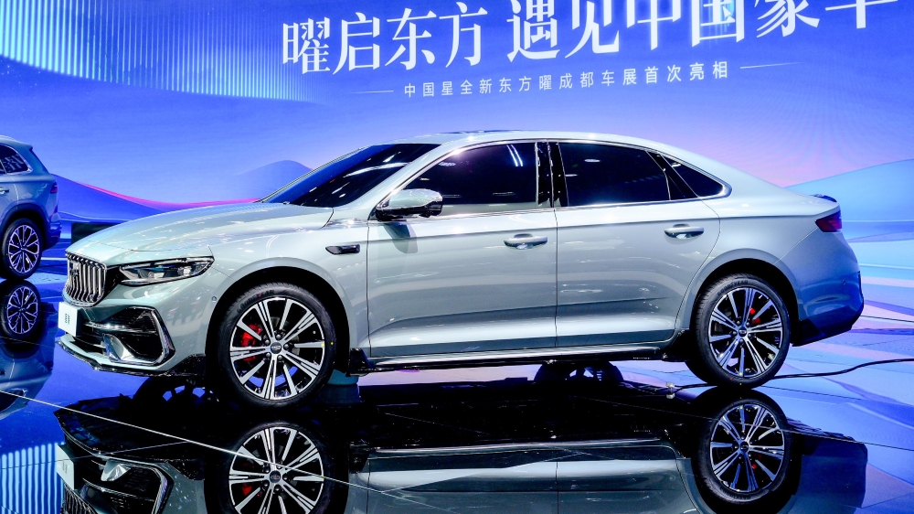  В Китае начались предпродажи обновленного Geely Preface Dongfang Yao. Он станет будущей Volga?