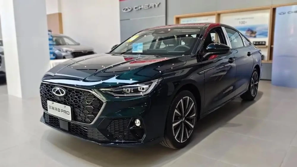 Chery тестирует в России седан Arrizo 8 Pro. Подробности и «живые» фото с сертификации