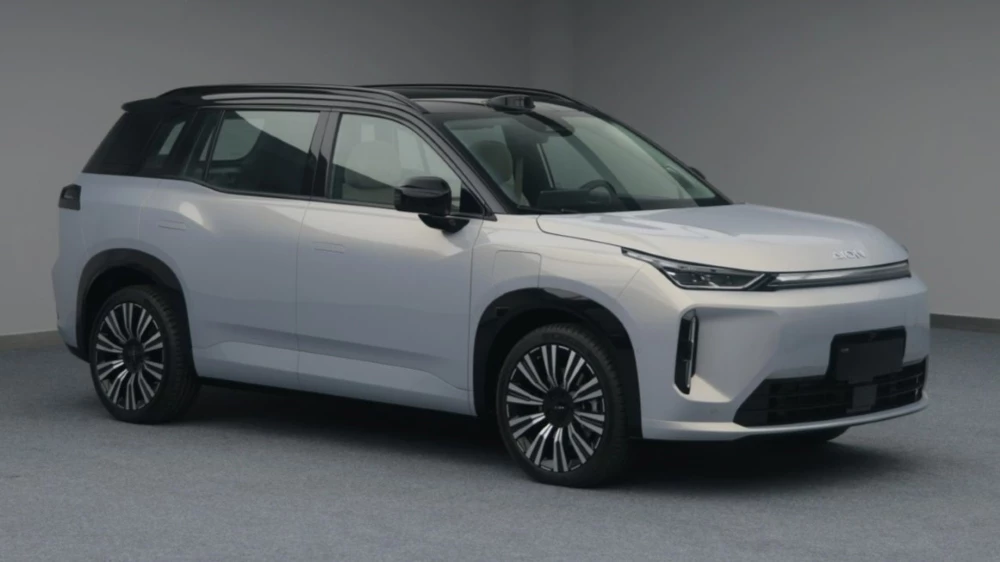  GAC готовит к премьере кроссовер Aion i60. У него много общего с моделью Toyota