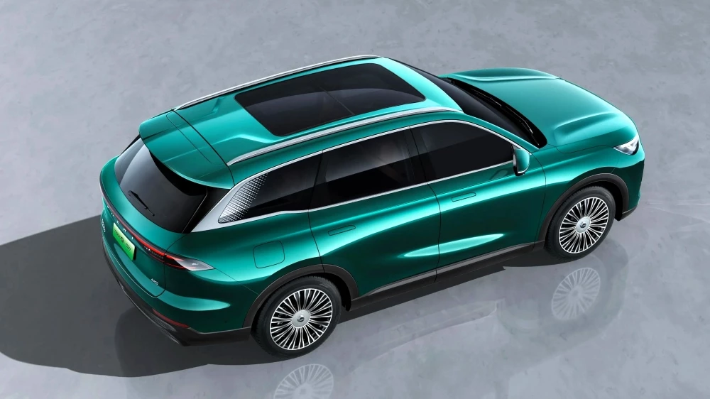  Гибридный Chery Tiggo 9 CSH выходит на глобальный рынок. Известна цена и оснащение