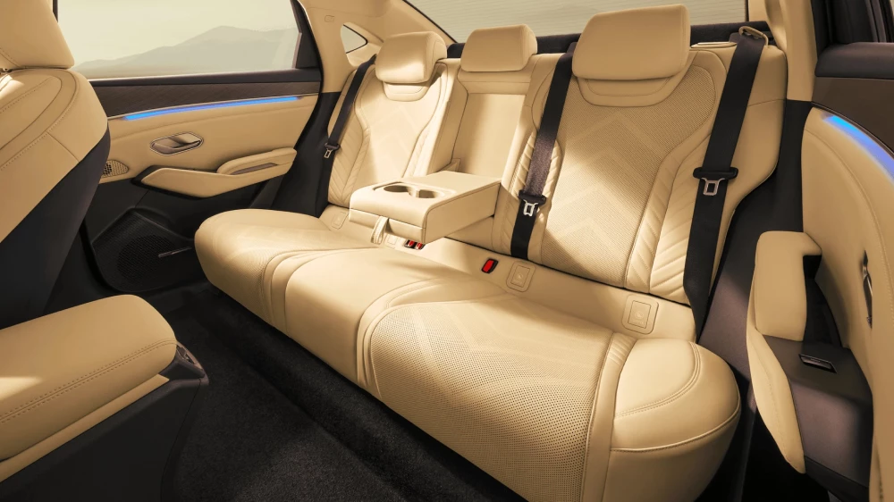 Гибридный седан BYD Seal 6 вышел в предзаказ в Узбекистане. В Китае новинку знают как Qin L