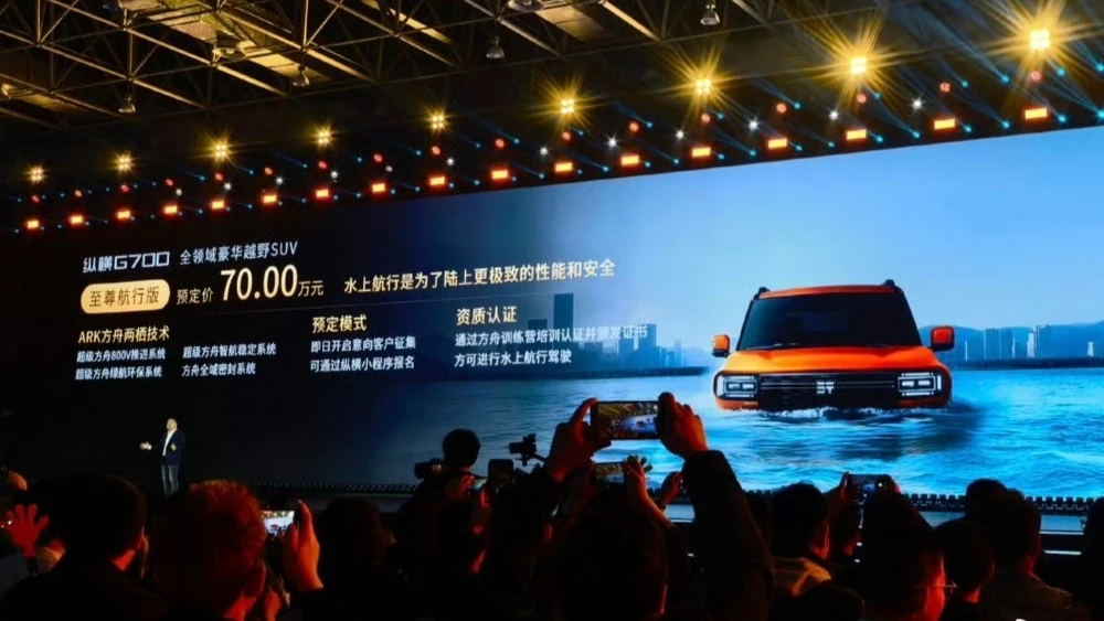 Jetour начал продажи внедорожника G700 дешевле 4 млн рублей. За плавающую версию нужно доплатить