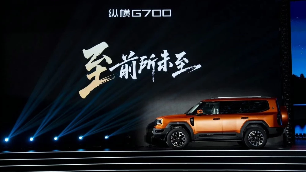 Jetour начал продажи внедорожника G700 дешевле 4 млн рублей. За плавающую версию нужно доплатить