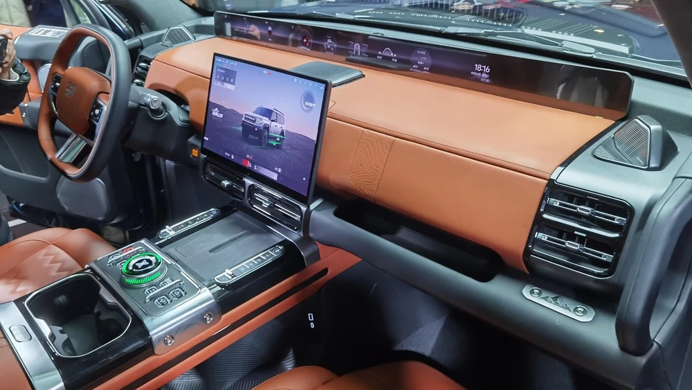Jetour начал продажи внедорожника G700 дешевле 4 млн рублей. За плавающую версию нужно доплатить