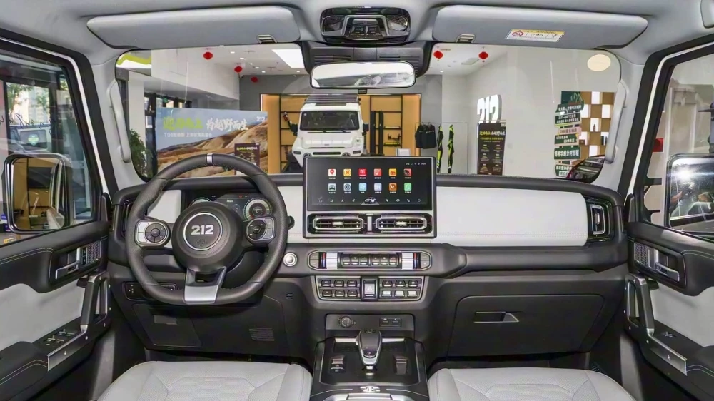 Конкурент Tank 300 и Haval H9. BAW объявил официальные цены на дизельный 212 T01