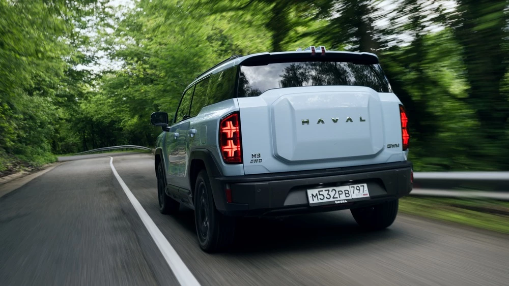 На тульском заводе Haval заметили обновленный кроссовер H3. Как он изменится