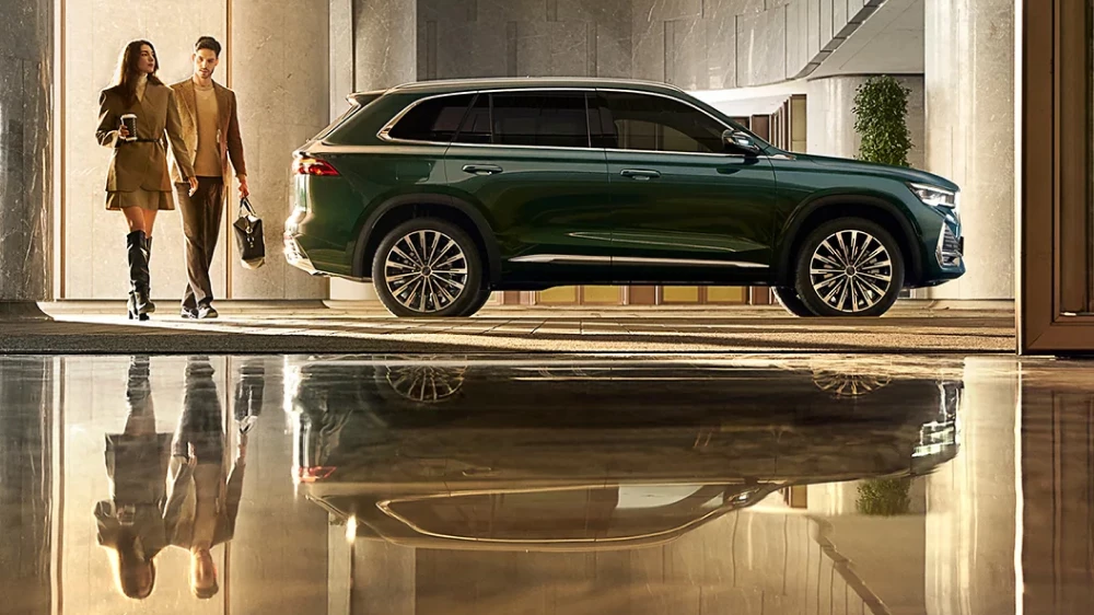 Обновленный Geely Monjaro получил ОТТС и подешевел. Продажи вскоре стартуют в Беларуси
