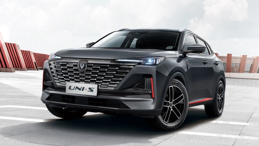  Подогрев руля и не только. У Changan Uni-S в России появилась новая комплектация Tech Plus