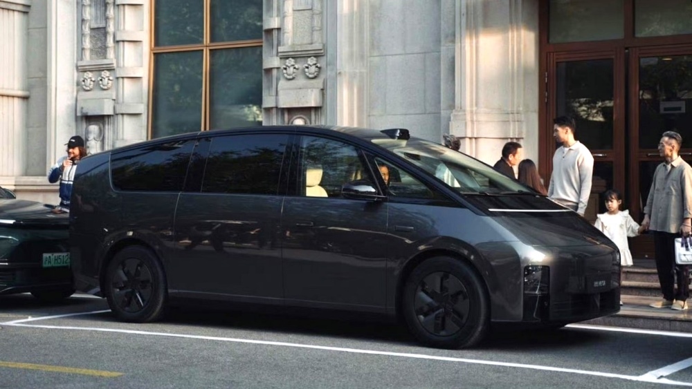 Продажи автомобилей Li Auto обрушились в Китае. Почему и как это отразится на российском рынке
