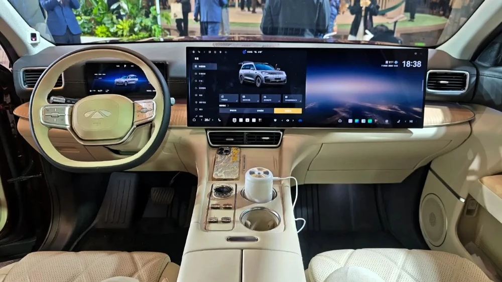 Продажи кроссовера Chery Fulwin T11 начались в Китае. Это будущий Exeed ET8 для России