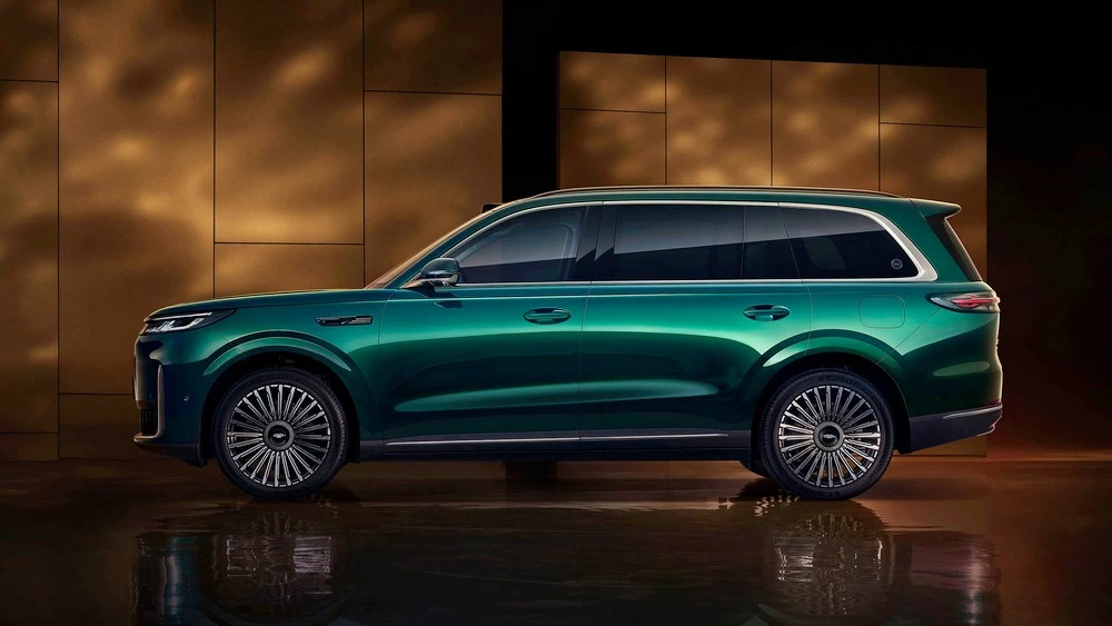 Раскрыты комплектации и цены кроссовера Chery Fulwin T11. В России он появится как Exlantix E02