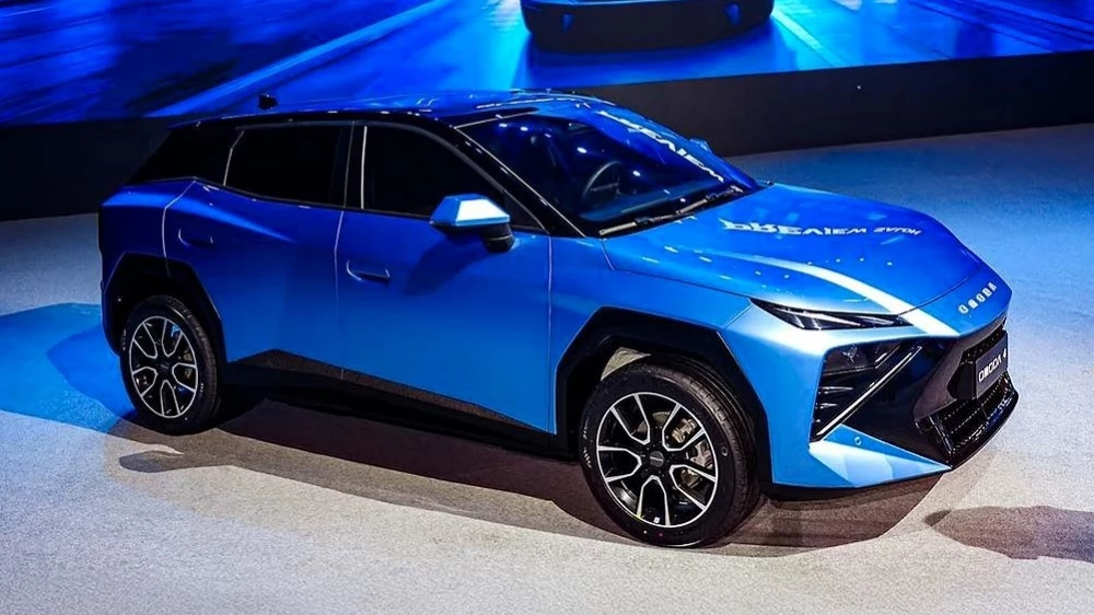 Самый компактный и доступный. Кроссовер Omoda C4 появится в России в 2026 году