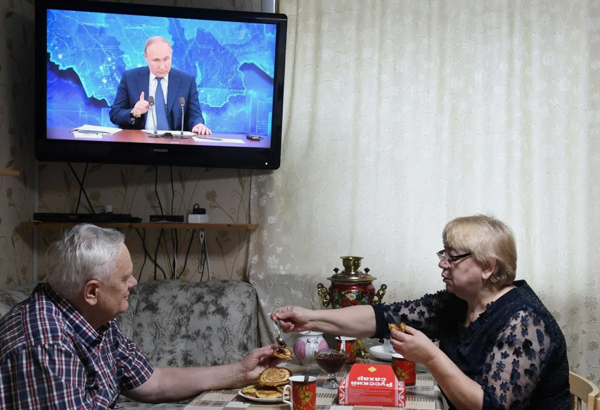Пенсии не могут догнать цены на продукты. Что делать