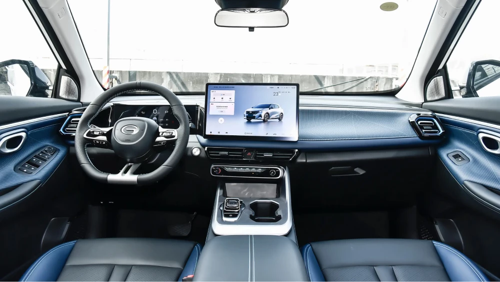  Теперь с огромным экраном. Обновленный кроссовер GAC GS3 вышел на рынок Китая