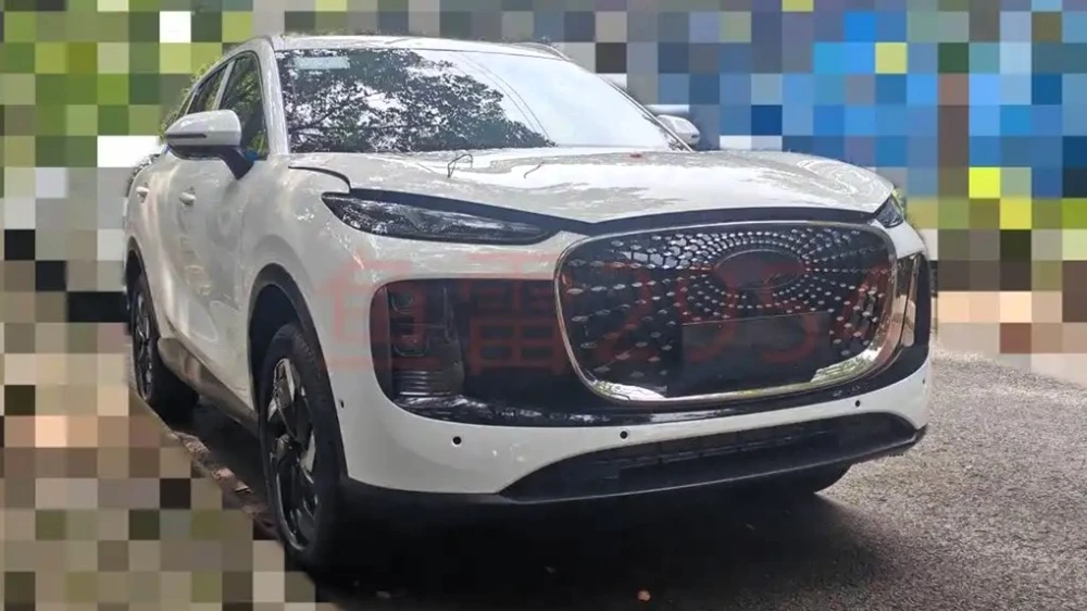  В Китае заметили кроссовер Lepas L6 от Chery. Что известно о модели