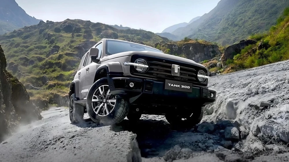В России анонсировали обновленный Tank 300. Как изменится внедорожник