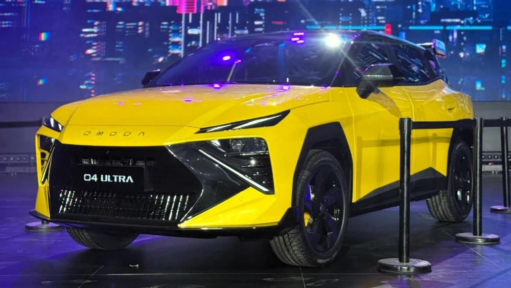  За 7,9 секунды до 100 км/ч. Chery показала «заряженный» кроссовер Omoda 4 Ultra