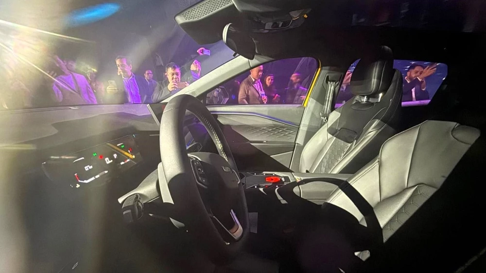 За 7,9 секунды до 100 км/ч. Chery показала «заряженный» кроссовер Omoda 4 Ultra