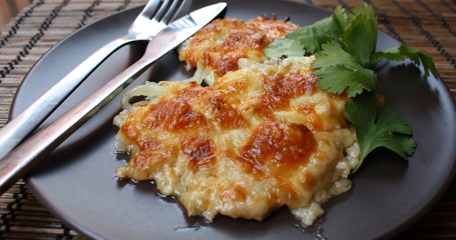 Мясо по французски в духовке — рецепты из свинины, говядины, курицы, с картошкой, помидорами, ананасом