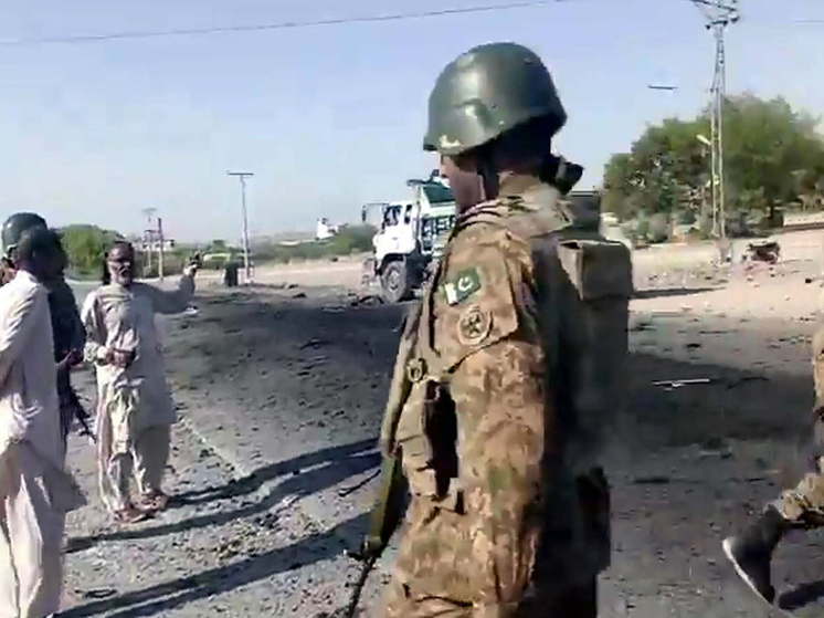 Дружественная России страна шокирована смертельным взрывом автомобиля в популярном районе столицы