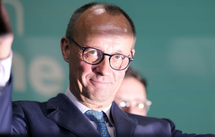 «Демонстративное вытирание ног о план Трампа. Все будет решаться на поле боя»: эксперт о грязной игре Киева и Мерца