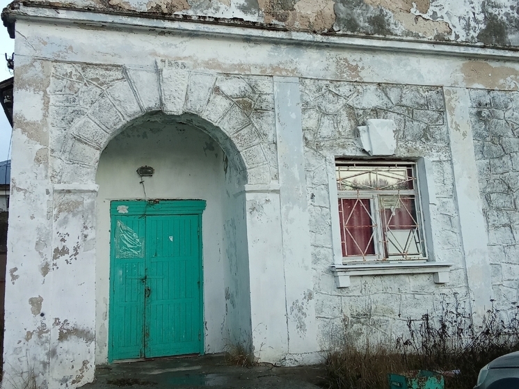 Жители поселка Пиндуши лелеют надежду на восстановление старинного банного комплекса