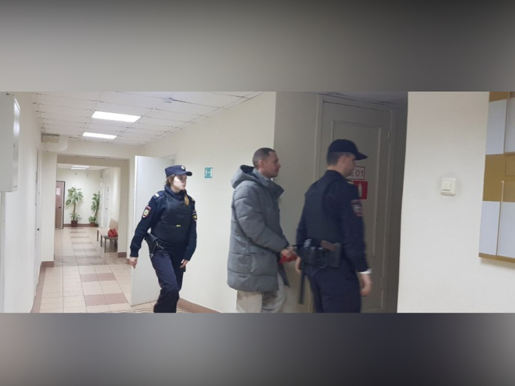 По решению суда бывший директор «Автоспецтранса» Карелии Евгений Мошников продолжит оставаться в изоляторе