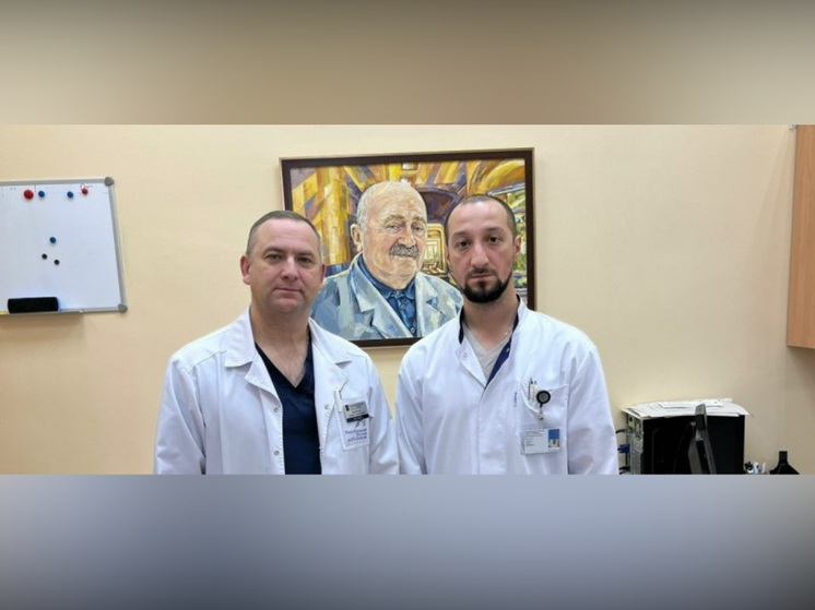 В Карелии врачи-урологи успешно провели уникальную операцию, сохранив жизнь 86-летнему пациенту