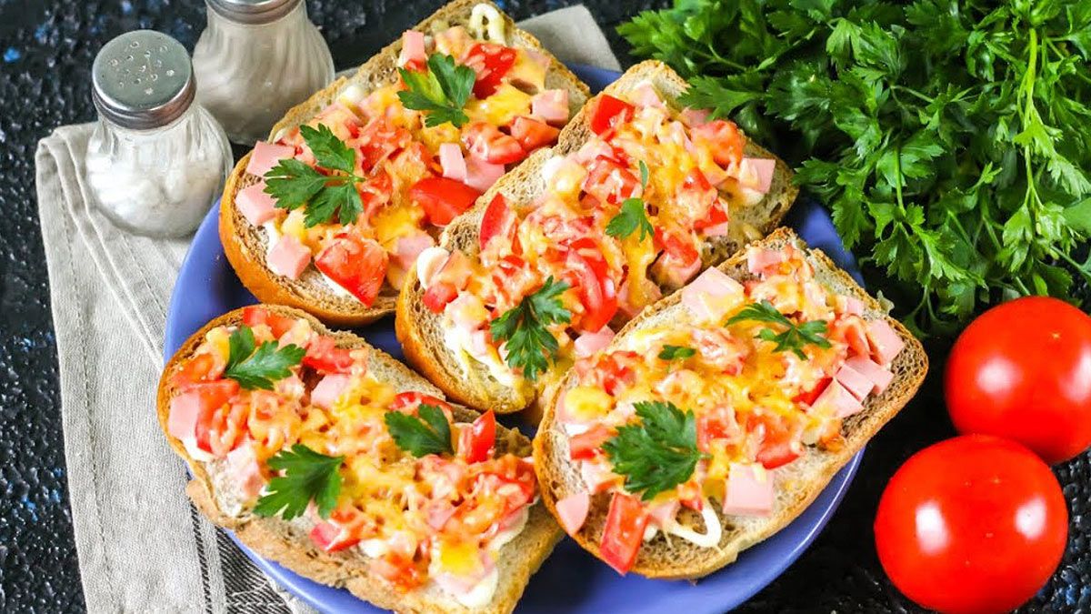 Горячие бутерброды «Пиццерио» – быстрая альтернатива привычной пиццы на завтрак