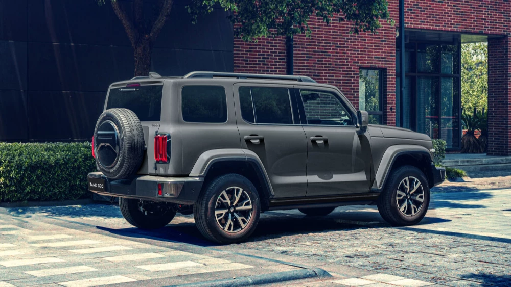 Цены и комплектации обновленного Tank 300 объявили в России. Сколько он стоит