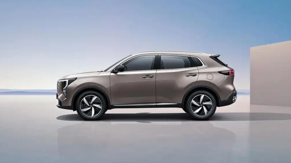  Changan представил гибридную версию нового кроссовера CS55 Plus. Подробности и цена